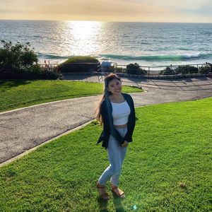 Meet your Posher, Sandy